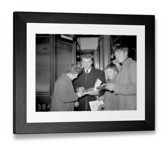 Framed Print : Soccer - Football League Division One - Tommy Docherty Appointed Chelsea Manager Framed Print : Soccer - Football League Division One - Tommy Docherty Appointed Chelsea Manager