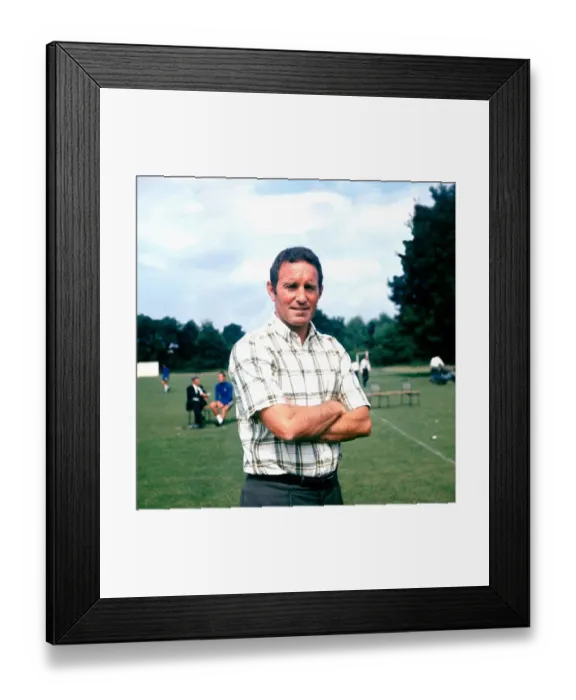 Framed Print : Chelsea Football Club: 1960s - Dave Sexton, Manager at Soccer Photocall (Division One) Framed Print : Chelsea Football Club: 1960s - Dave Sexton, Manager at Soccer Photocall (Division One)