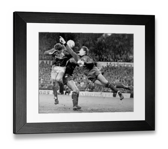 Framed Print : Soccer - Barclays League Division One - Promotion  /  Relegation Playoffs - Final First Leg - Middlesbrough v Chelsea - Ayresome Park