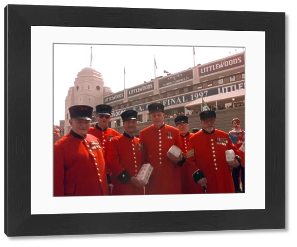 FA CUP Chelsea pensioners