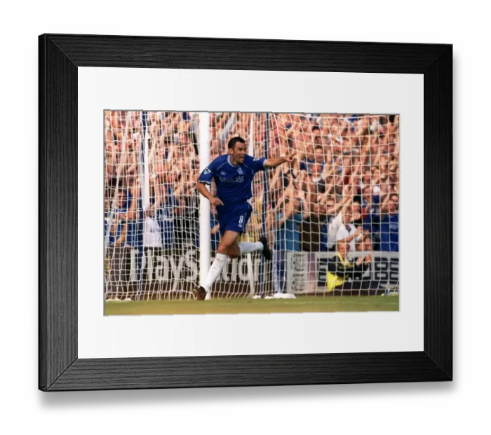 Framed Print : Chelsea's Gustavo Poyet Double Strike: Historic Moment Against Sunderland in the FA Carling Premiership (1990s) Framed Print : Chelsea's Gustavo Poyet Double Strike: Historic Moment Against Sunderland in the FA Carling Premiership (1990s)
