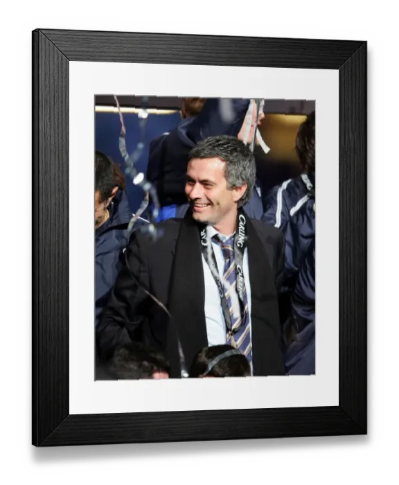 Framed Print : Soccer - Carling Cup - Final - Chelsea v Liverpool - Millennium Stadium Framed Print : Soccer - Carling Cup - Final - Chelsea v Liverpool - Millennium Stadium