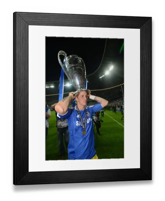 Framed Print : Champions League Triumph: Fernando Torres's Goal Secures Victory for Chelsea against Bayern Munich, Munich 2012