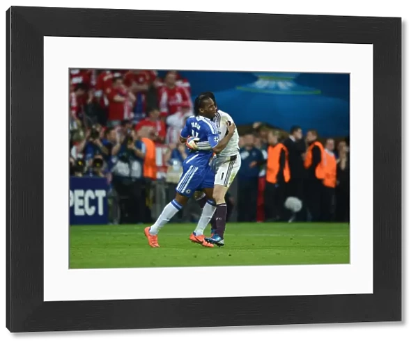 Champions League Triumph: Didier Drogba and Petr Cech Celebrate Chelsea's Victory over FC Bayern Munich