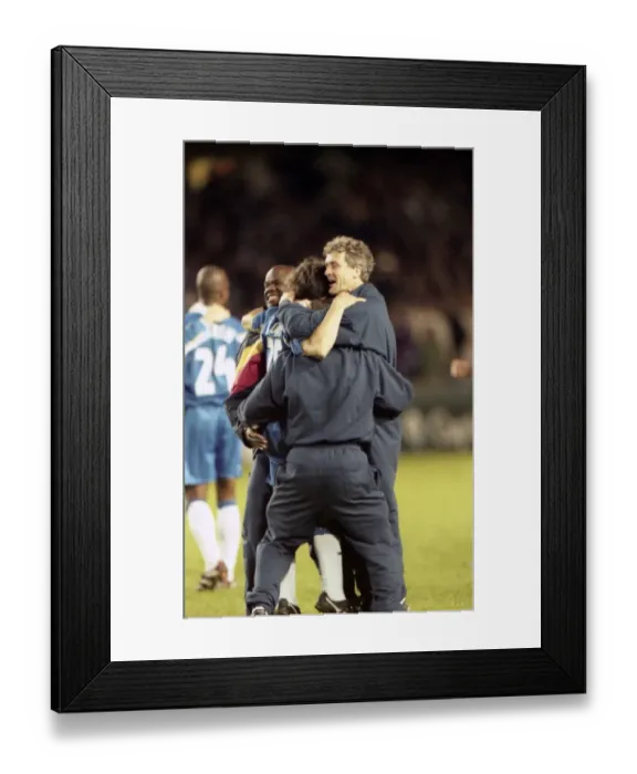 Framed Print : Chelsea's Mark Hughes Celebrates UEFA European Cup-Winners Cup Victory over VfB Stuttgart, 1998 Framed Print : Chelsea's Mark Hughes Celebrates UEFA European Cup-Winners Cup Victory over VfB Stuttgart, 1998