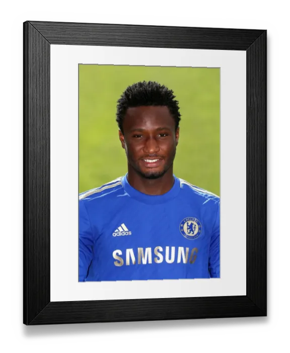 Framed Print : Soccer - Chelsea Squad Photocall - Season 2013  /  14 - Cobham Training Ground