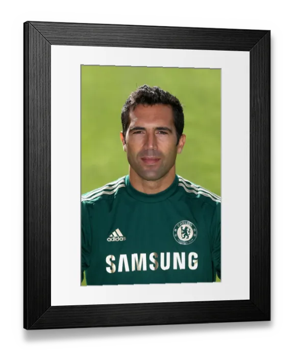 Framed Print : Soccer - Chelsea Squad Photocall - Season 2013 / 14 - Cobham Training Ground Framed Print : Soccer - Chelsea Squad Photocall - Season 2013 / 14 - Cobham Training Ground