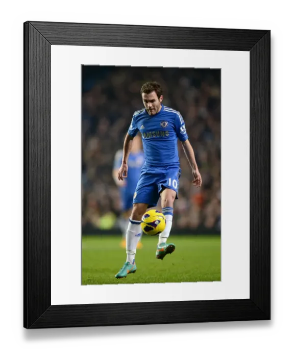 Framed Print : Soccer - Barclays Premier League - Chelsea v Southampton - Stamford Bridge Framed Print : Soccer - Barclays Premier League - Chelsea v Southampton - Stamford Bridge