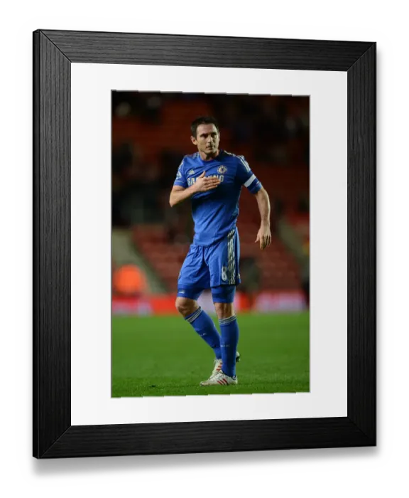 Framed Print : Frank Lampard's FA Cup Victory: Chelsea's Captain Celebrates with Pride at St. Mary's