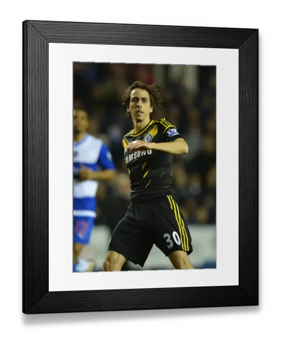 Framed Print : Soccer - Barclays Premier League - Reading v Chelsea - Madejski Stadium Framed Print : Soccer - Barclays Premier League - Reading v Chelsea - Madejski Stadium