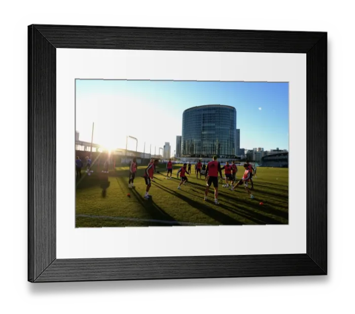 Framed Print : Chelsea FC Training for FIFA Club World Cup in Yokohama, Japan (December 10, 2012) Framed Print : Chelsea FC Training for FIFA Club World Cup in Yokohama, Japan (December 10, 2012)