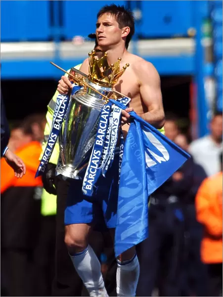 Chelsea Football Club: Frank Lampard's Premier League Triumph (2004-2005)