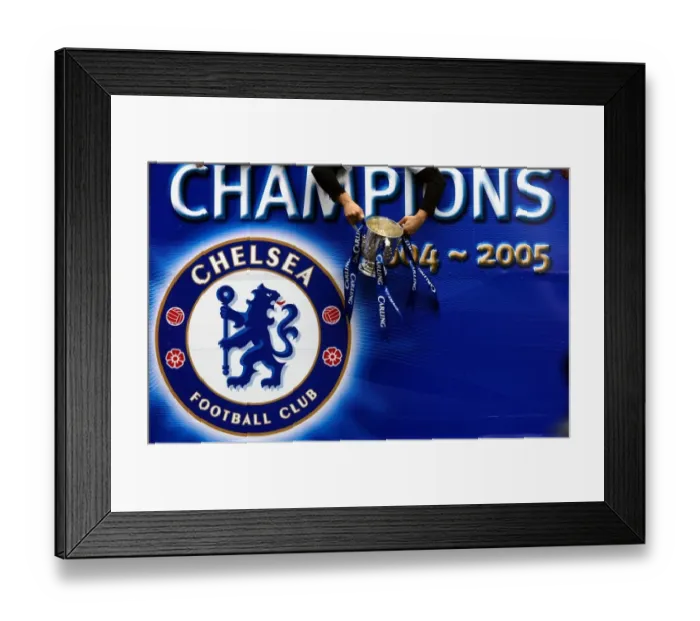 Framed Print : Triumphant Chelsea: Premier League Champions Parade through London, 2004-2005 Framed Print : Triumphant Chelsea: Premier League Champions Parade through London, 2004-2005