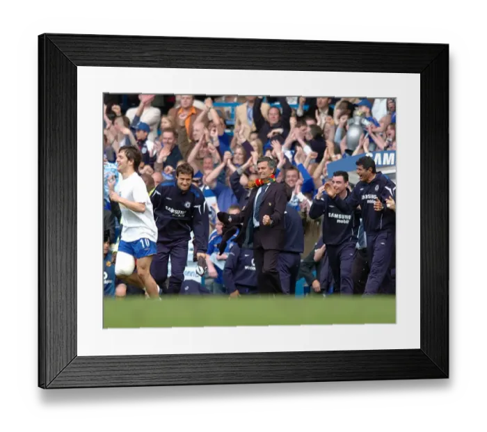 Framed Print : Mourinho's Chelsea: Premier League Champions 05-06 - Manchester United Defeated Framed Print : Mourinho's Chelsea: Premier League Champions 05-06 - Manchester United Defeated