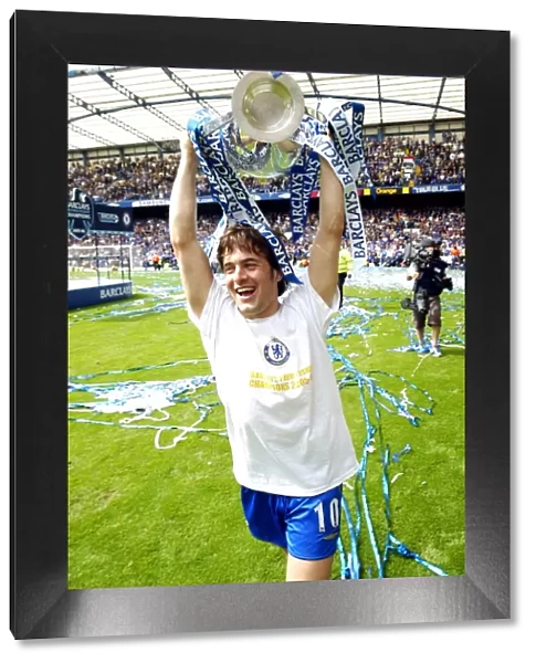 Joe Cole's Triumphant Premier League Victory Celebration with Chelsea FC: Champions 2005-2006 vs Manchester United at Stamford Bridge