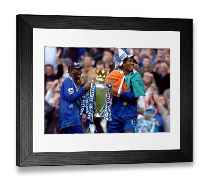 Framed Print : Champions 2005-2006: Makelele and Drogba's Triumphant Double - Premier League Victory over Manchester United (Stamford Bridge)