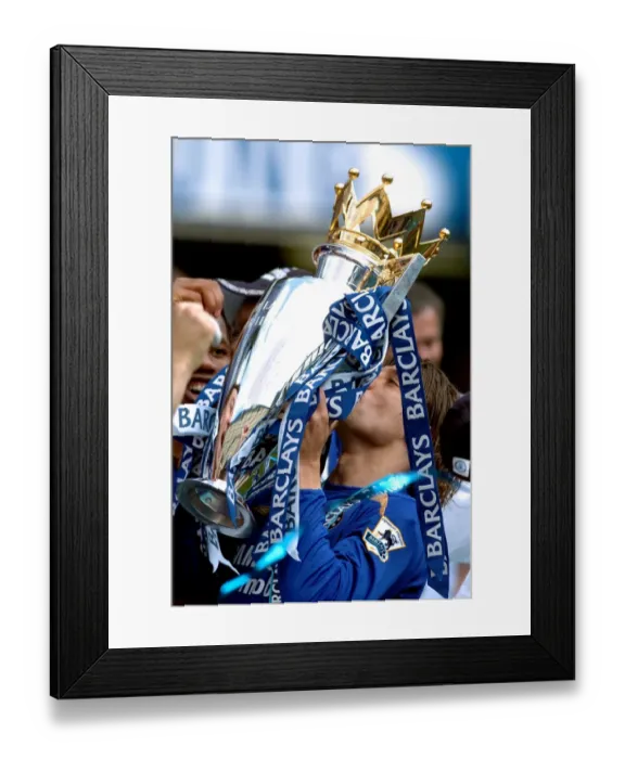 Framed Print : Chelsea Football Club: Hernan Crespo's Triumphant Moment with the Premier League Trophy (2005-2006) - Chelsea vs Manchester United at Stamford Bridge Framed Print : Chelsea Football Club: Hernan Crespo's Triumphant Moment with the Premier League Trophy (2005-2006) - Chelsea vs Manchester United at Stamford Bridge
