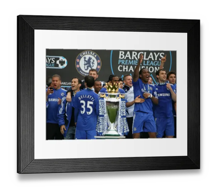 Framed Print : Chelsea players celebrate after winning the Premier League title at Stamford Bridge
