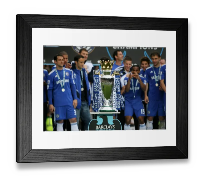Framed Print : Chelsea FC: Premier League Champions 2009-2010 - Celebrating Victory at Stamford Bridge