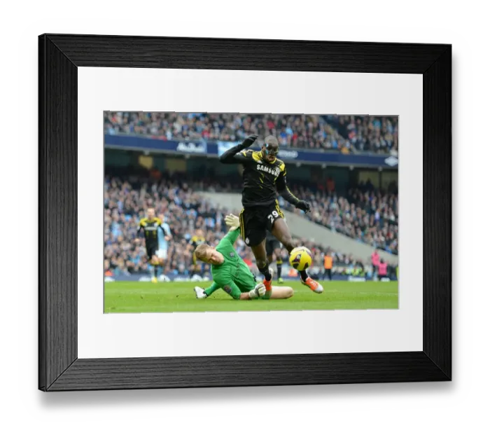 Framed Print : Soccer - Barclays Premier League - Manchester City v Chelsea - Etihad Stadium
