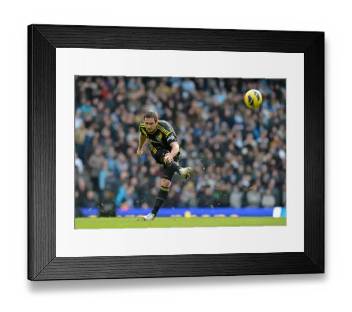 Framed Print : Frank Lampard at Etihad Stadium: Chelsea vs. Manchester City, Premier League (2013) Framed Print : Frank Lampard at Etihad Stadium: Chelsea vs. Manchester City, Premier League (2013)