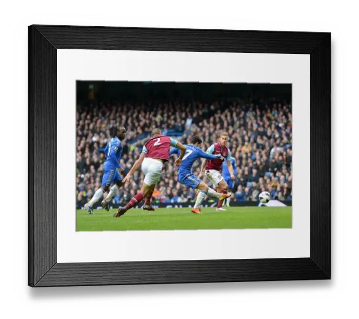 Framed Print : Soccer - Barclays Premier League - Chelsea v West Ham United - Stamford Bridge Framed Print : Soccer - Barclays Premier League - Chelsea v West Ham United - Stamford Bridge