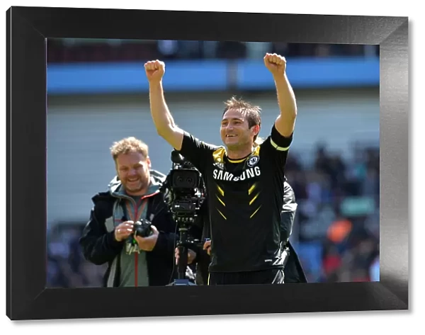 Frank Lampard's Triumph: Chelsea's Euphoric Victory Celebration vs. Aston Villa (May 11, 2013)