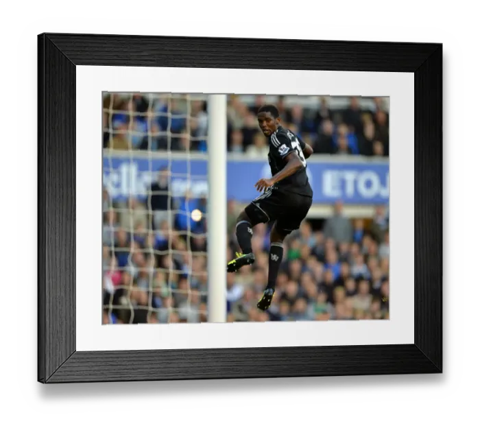 Framed Print : Soccer - Barclays Premiere League - Everton v Chelsea - Goodison Park Framed Print : Soccer - Barclays Premiere League - Everton v Chelsea - Goodison Park