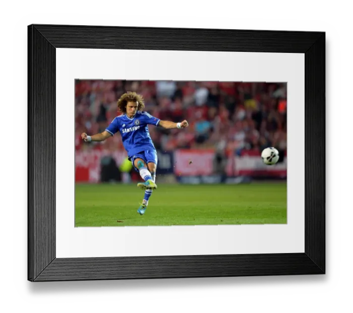 Framed Print : Chelseas David Luiz in action Framed Print : Chelseas David Luiz in action