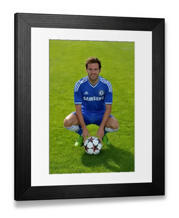 Framed Print : Chelsea FC: Juan Mata at 2013-2014 Training Ground - Squad Member Framed Print : Chelsea FC: Juan Mata at 2013-2014 Training Ground - Squad Member