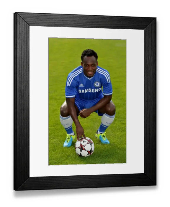 Framed Print : Michael Essien at Chelsea FC Training Ground (2013-2014 Squad) Framed Print : Michael Essien at Chelsea FC Training Ground (2013-2014 Squad)