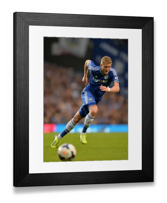 Framed Print : Thunderbolt: Andre Schurrle Scores Stunner for Chelsea Against Fulham, Barclays Premier League, Stamford Bridge (September 21, 2013) Framed Print : Thunderbolt: Andre Schurrle Scores Stunner for Chelsea Against Fulham, Barclays Premier League, Stamford Bridge (September 21, 2013)