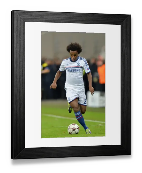Framed Print : Willian's Thrilling Performance: Chelsea vs. Steaua Bucharest, UEFA Champions League, Group E (1st October 2013)