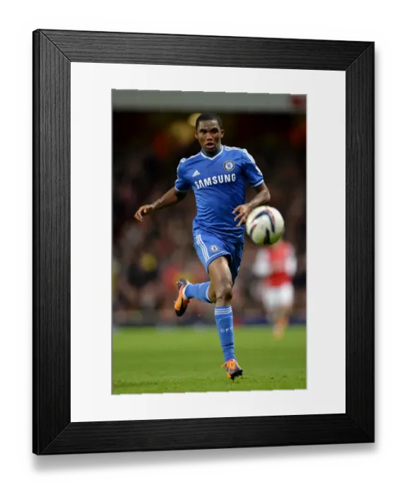Framed Print : Samuel Eto'o: Chelsea's Hero in Capital One Cup Victory over Arsenal at Emirates Stadium (29th October 2013)