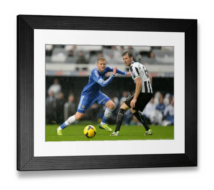 Framed Print : Soccer - Barclays Premier League - Newcastle United v Chelsea - St James Park Framed Print : Soccer - Barclays Premier League - Newcastle United v Chelsea - St James Park