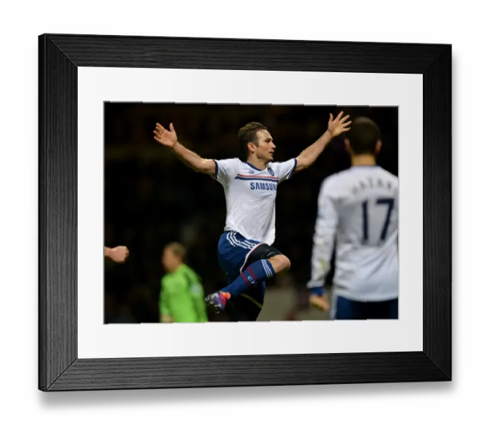 Framed Print : Frank Lampard's Triple Strike: Celebrating Chelsea's Third Goal Against West Ham United (November 2013) Framed Print : Frank Lampard's Triple Strike: Celebrating Chelsea's Third Goal Against West Ham United (November 2013)