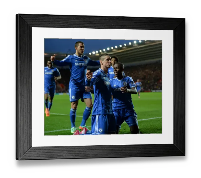 Framed Print : Fernando Torres's Debut Goal for Chelsea: Southampton vs. Chelsea (1st January 2014) - Team Celebration