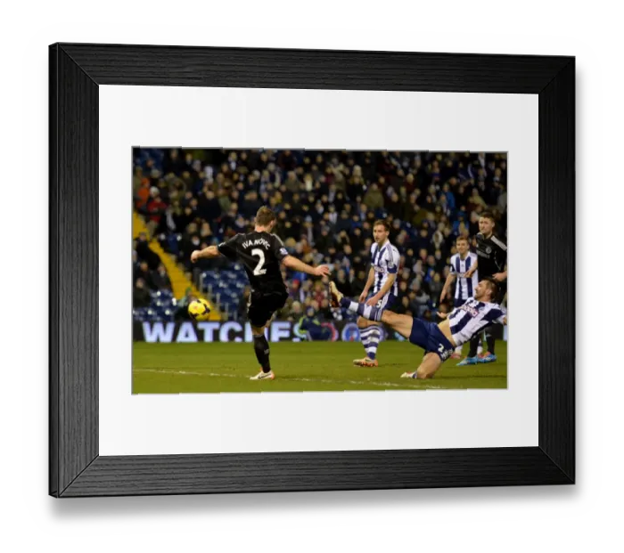 Framed Print : Soccer - Barclays Premier League - West Bromwich Albion v Chelsea - The Hawthorns Framed Print : Soccer - Barclays Premier League - West Bromwich Albion v Chelsea - The Hawthorns
