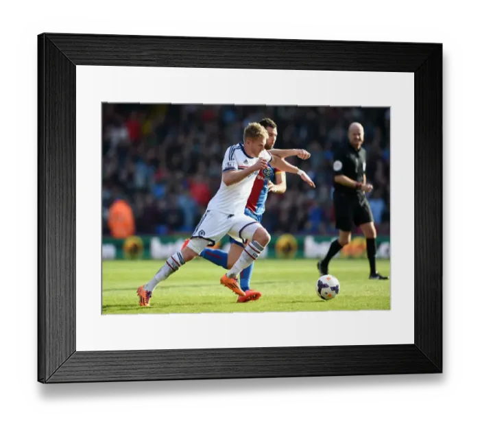 Framed Print : Soccer - Barclays Premier League - Crystal Palace v Chelsea - Selhurst Park Framed Print : Soccer - Barclays Premier League - Crystal Palace v Chelsea - Selhurst Park
