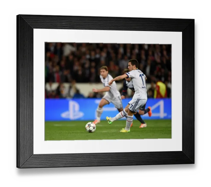 Framed Print : Soccer - UEFA Champions League - Quarter Final - First Leg - Paris Saint-Germain v Chelsea - Parc des Princes Framed Print : Soccer - UEFA Champions League - Quarter Final - First Leg - Paris Saint-Germain v Chelsea - Parc des Princes