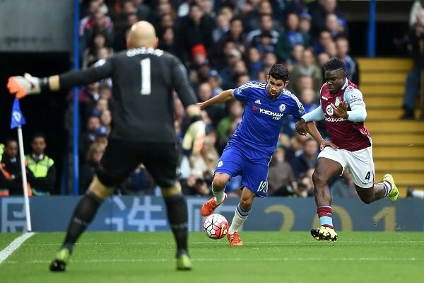 Battle for the Ball: Diego Costa vs Micah Richards - Chelsea vs Aston Villa, Premier League (October 2015)