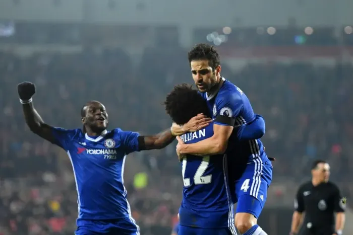 Framed Print : Cesc Fabregas's Triumphant First Goal for Chelsea: Celebrating with Willian and Victor Moses at Sunderland, Premier League 2016