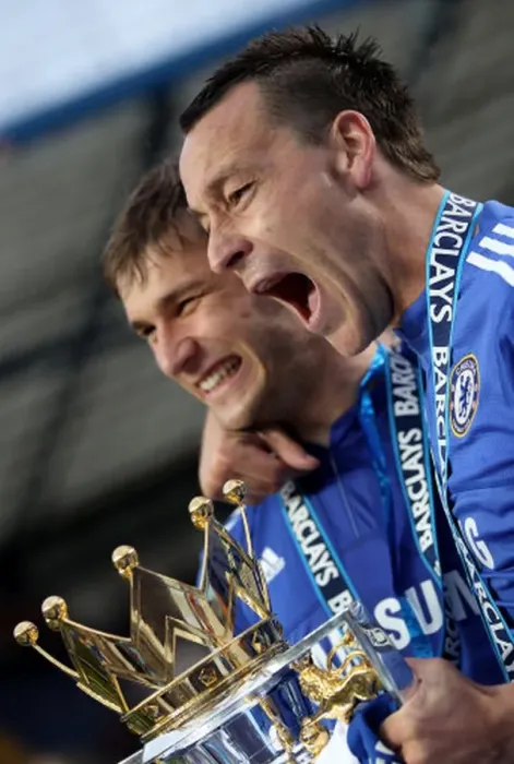  : Chelsea Celebrate Premier League Title with 8-0 Victory over Wigan Athletic
