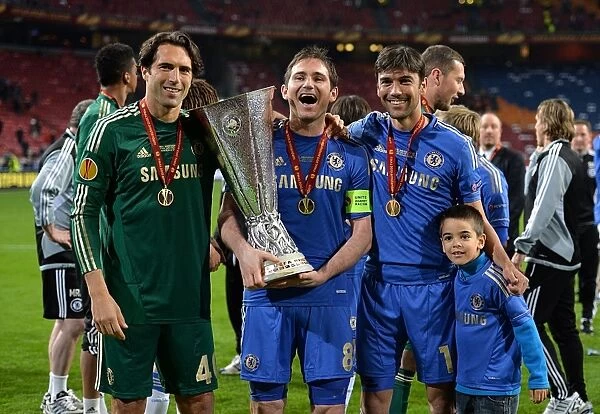 Chelsea Champions: Hilario, Lampard, and Ferreira's Triumphant UEFA Europa League Victory over Benfica (Amsterdam Arena, May 16, 2013)