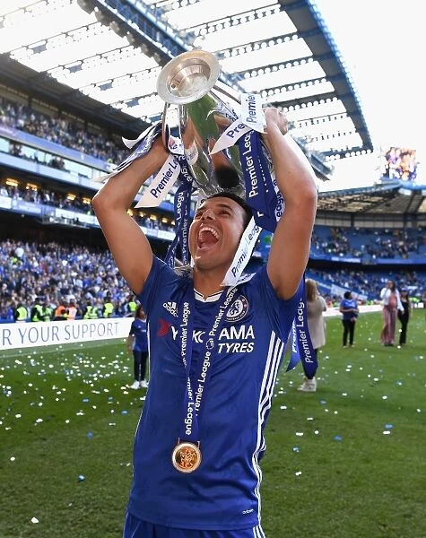 Chelsea Clinch Premier League Title: Pedro's Celebration at Stamford Bridge