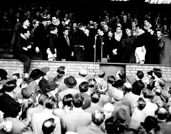 Framed Print : Chelsea FC: Champion's Moment - Ted Drake Congratulates Roy Bentley (1955)