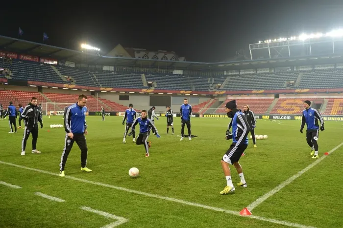 Framed Print : Chelsea FC: Europa League Training at Generali Arena - Ready for Round of 16 First Leg
