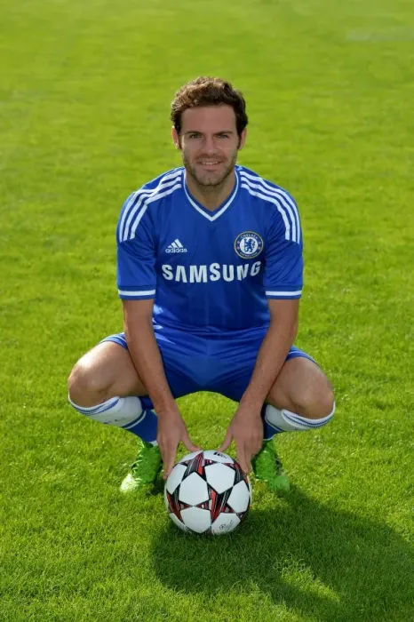 Framed Print : Chelsea FC: Juan Mata at 2013-2014 Training Ground - Squad Member Framed Print : Chelsea FC: Juan Mata at 2013-2014 Training Ground - Squad Member