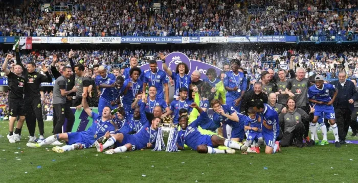 Framed Print : Chelsea FC: Premier League Champions 2016-2017 - Triumphant Celebration after Winning against Sunderland