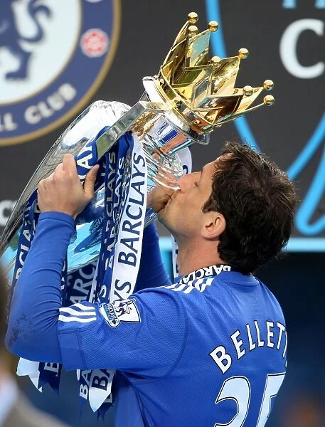 Chelsea Football Club: Juliano Belletti's Triumph with the Premier League Trophy (Premier League Champions 2009-2010)